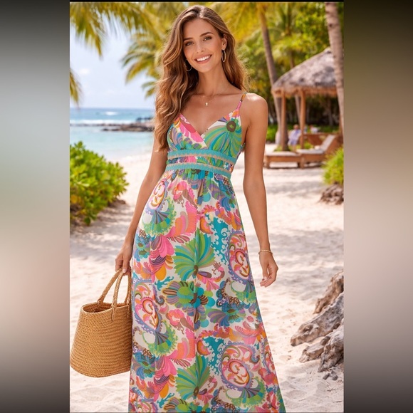 Trina Turk Dresses & Skirts - Trina Turk 100% Silk Colorful Maxi Dress Adjustable Spaghetti Straps Lined Flaw
